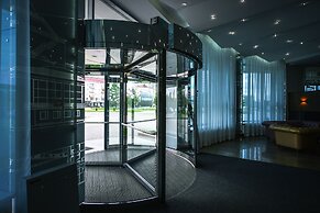 Hotel Mayak - Om Building