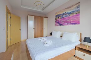 Grand Residence by NewInn