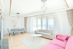 Grand Residence by NewInn