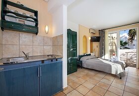 Hotel Castle Suites