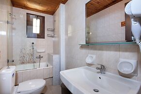 Hotel Castle Suites