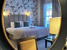 Goswell House