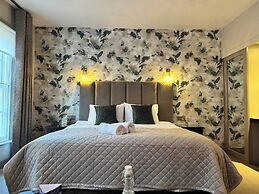 Goswell House