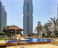 Gorgeous and Spacious 3BR With Full Marina Views!