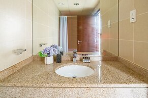 Prime Studio With Scenic Water Views in Jlt!
