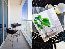 Spectacular Studio Apartment in Dubai Marina