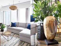 Serene Studio Apartment in Central Park Towers
