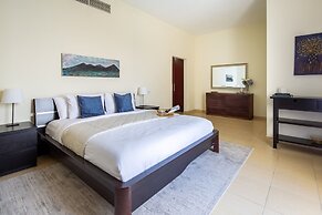 Sea View! Spacious 2BR in JBR + Pool & gym