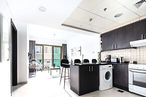 Minutes From JBR Beach! Beautiful 1BR in Marina!