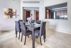 Luxury 2BR Apt Beach Club Full Sea View