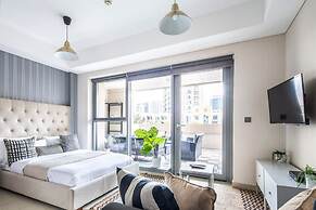 Spacious + Functional Studio Apt in Downtown Dubai
