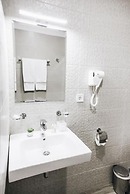 Continent Hotel