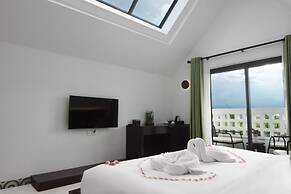 Aborest Tropical Hostel