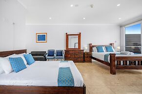 Lakes Resort