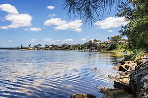 Lakes Resort