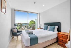Lakes Resort