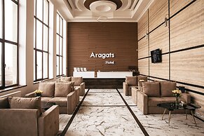 Aragats Hotel