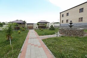 Aragats Hotel