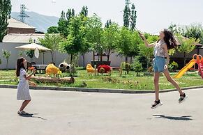 Aragats Hotel