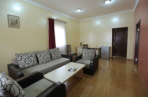 Aragats Hotel