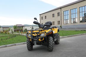 Aragats Hotel