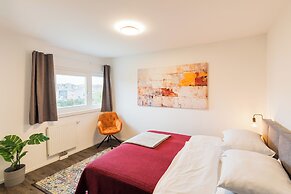 URBAN ISLAND - Riverside Apartments