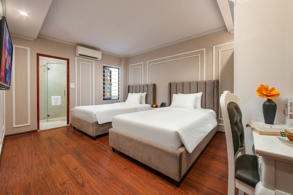 Mia Hotel