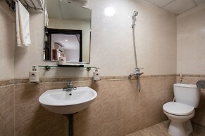 Duc Trong Hotel