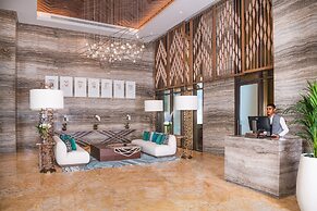 Al Jaddaf Rotana Suite Hotel