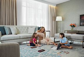 Al Jaddaf Rotana Suite Hotel