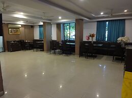 Hotel Flora Inn