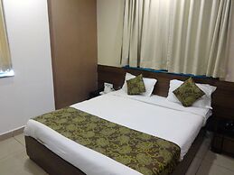 Hotel Flora Inn
