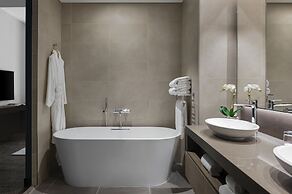 Jumeirah Living Marina Gate