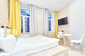 Hotel White Apart