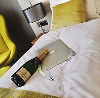 Artis Boutique Hotel