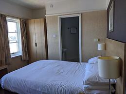 The Royal Hotel