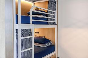 The Surf House - Hostel