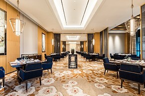 HUALUXE Beijing Xinan by IHG
