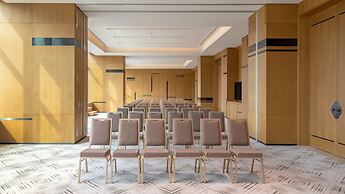 HUALUXE Beijing Xinan by IHG