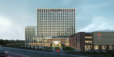 HUALUXE Beijing Xinan by IHG