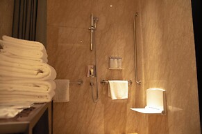 HUALUXE Beijing Xinan by IHG