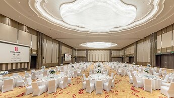 HUALUXE Beijing Xinan by IHG