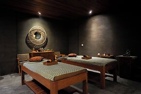 Kahayana Suites