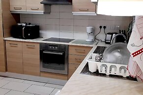 Apartment Sleeps 6 With Ensuite