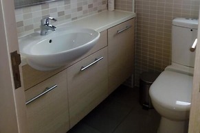 Apartment Sleeps 6 With Ensuite