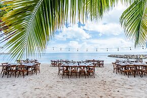 SLS Cancun