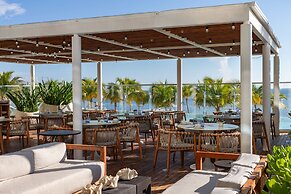 SLS Cancun