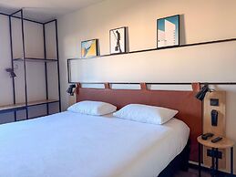 Ibis Lunel Petite Camargue