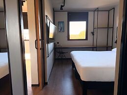 Ibis Lunel Petite Camargue