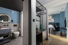 Alice Hotel